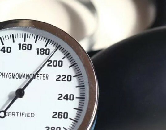 Сильно болит голова в затылочной части давление